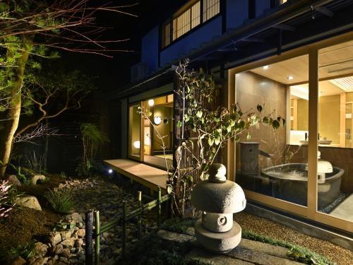 Kyo No Ondokoro Fuyacho-nijo #4