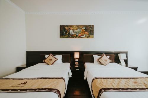 White Palace Thai Binh Hotel