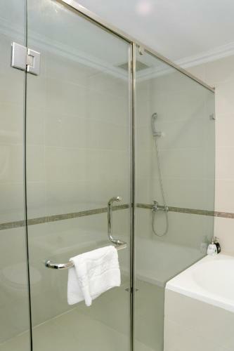 White Palace Thai Binh Hotel