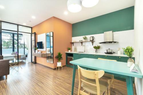 Cozrum Smart - First Target Hotel