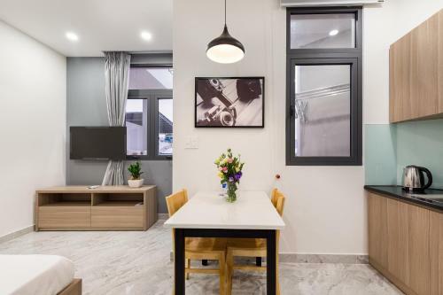 Studio Serviced Apartment - Phu Nhuan Center