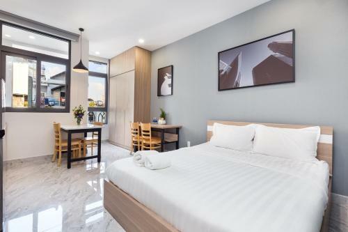Studio Serviced Apartment - Phu Nhuan Center
