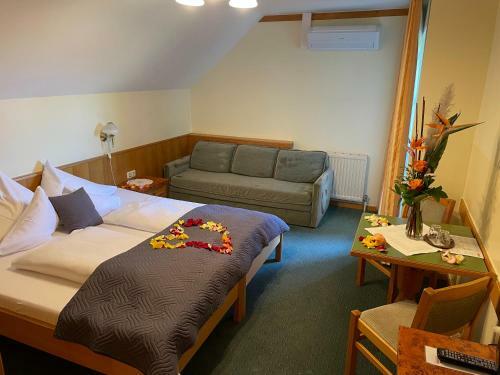 Bed & Breakfast Pension Thermenland