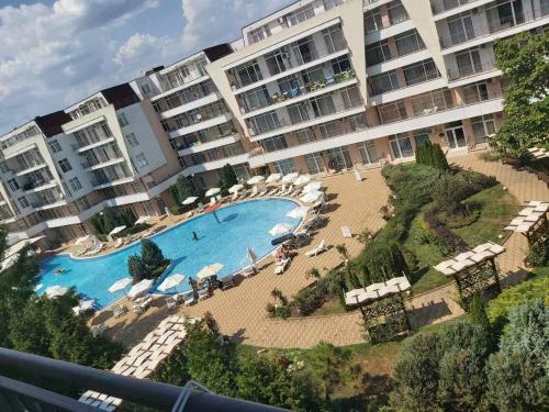 Kamelia Grand Apartments