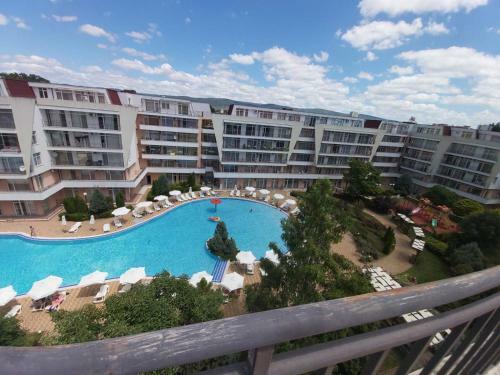 Kamelia Grand Apartments