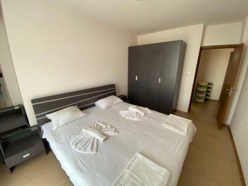 Kamelia Grand Apartments
