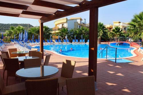 Dolcestate Hotel -club