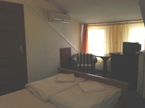 Alf�ld Hotel & �tterem