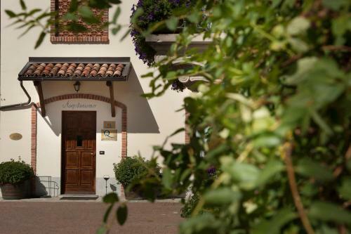 Hostal Ada Nada Agriturismo