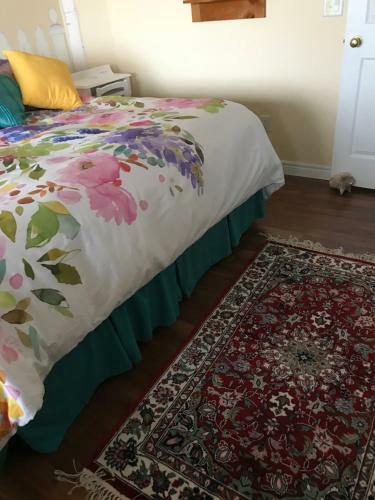 Golden Pathways Retreat B&B