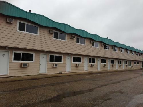 Plains Motor Inn