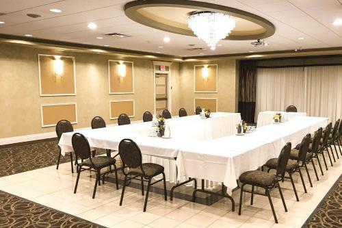 Hotel Quality Inn & Conference Centre Festival