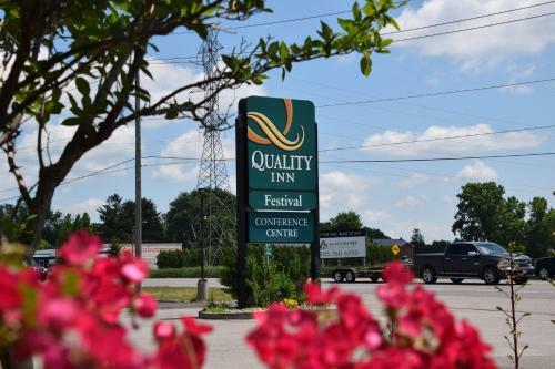 Hotel Quality Inn & Conference Centre Festival