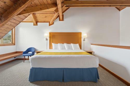 Hotel Canadian Princess Lodge & Marina
