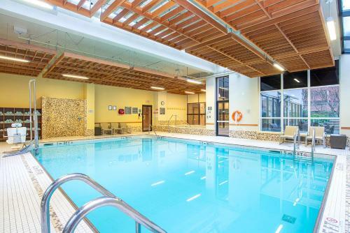 Landis Hotel & Suites