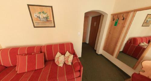 Hotel Pension Almrausch