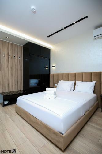 Hotel Three