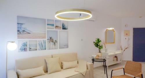 Kings Palace Sea View Apartment