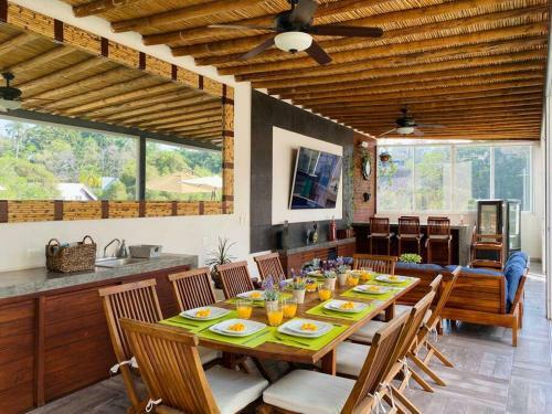 Casa Con Vista �nica Alberca Privada Palapa Tv