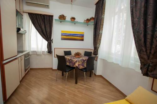 Hostal Sea Side Apartment Palma Ba?ka Voda