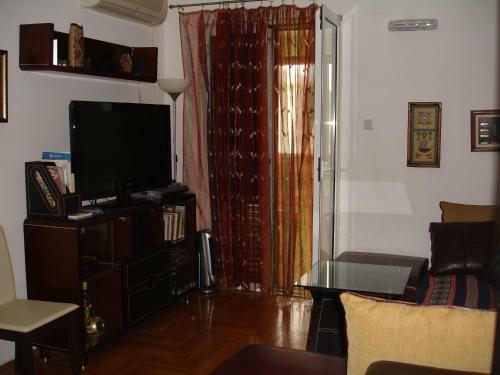 Apartments At Two Sisters
