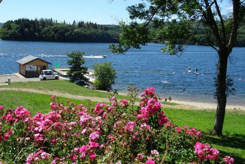 Hostal Room In Bb - At Ten Minutes From The Raviege Lake