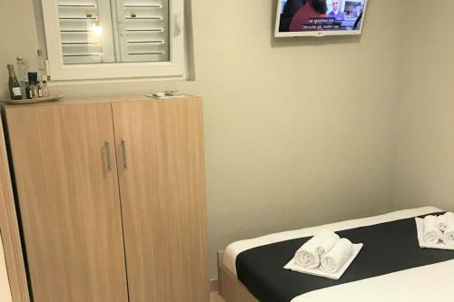 Hostal Berulia Rooms