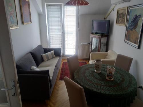 Exitloft Apartment