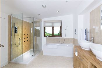 Bed & Breakfast Tovey Lodge
