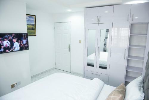 Cozy 3 Bedroom Apart - 24hrs Elect/wifi/security