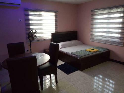 Hostal Kremaduke City Views And Palaces