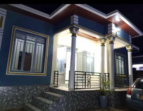 A Beautiful 4 Bedrooms Vacation Home