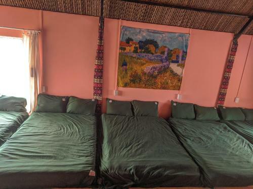 Lodge M�i L� Home & Cafe