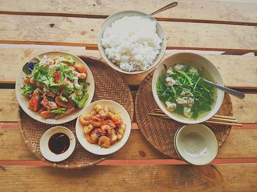 Lodge M�i L� Home & Cafe