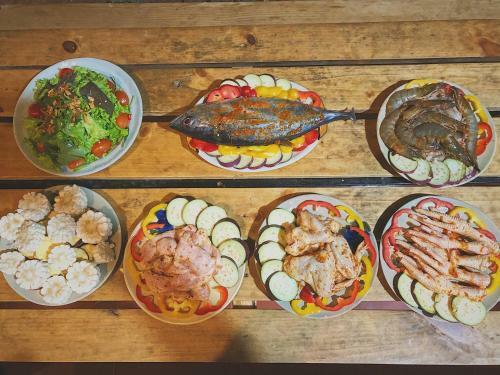 Lodge M�i L� Home & Cafe