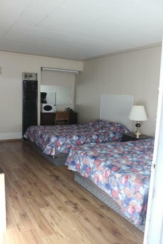 Windmill Motel