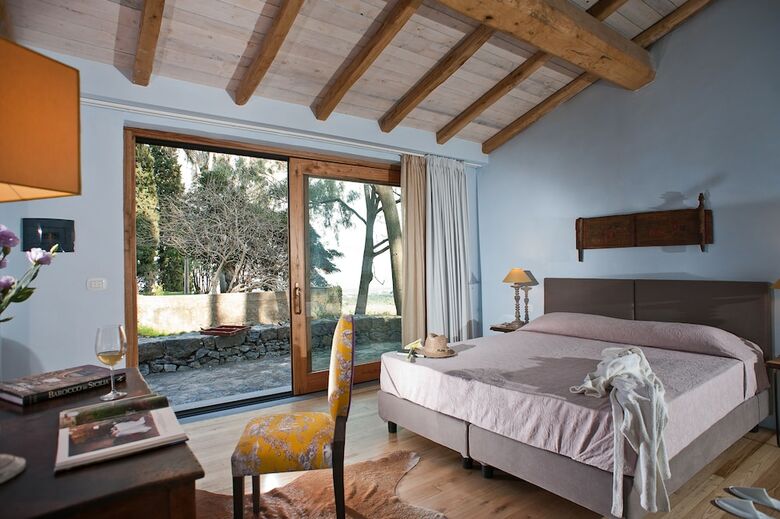 Agroturismo Monaci Delle Terre Nere