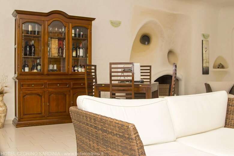 Hotel Cedrino