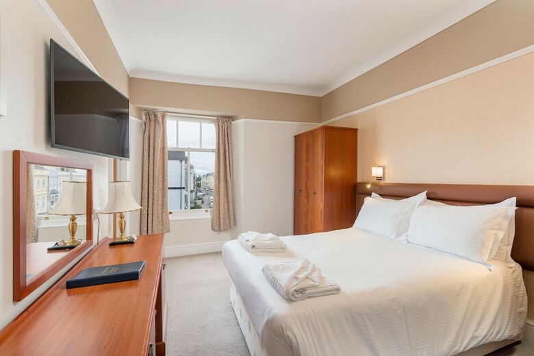Invicta Hotel