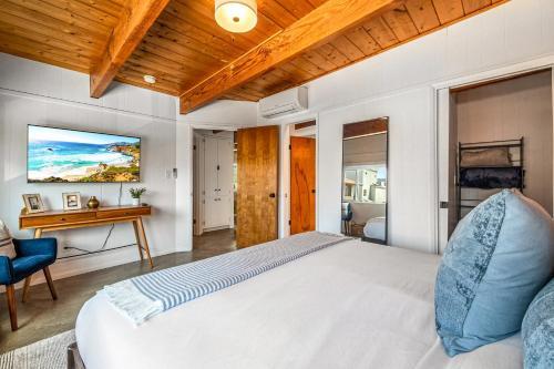 Mid-century Modern Beach Gem & Studio
