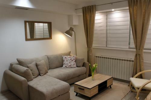Apartman Anna - Free Airport Pickup - Dropoff