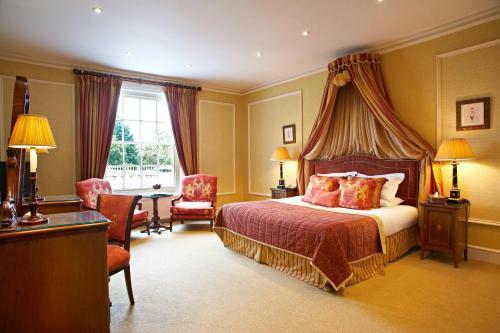 Rowton Hall Hotel And Spa