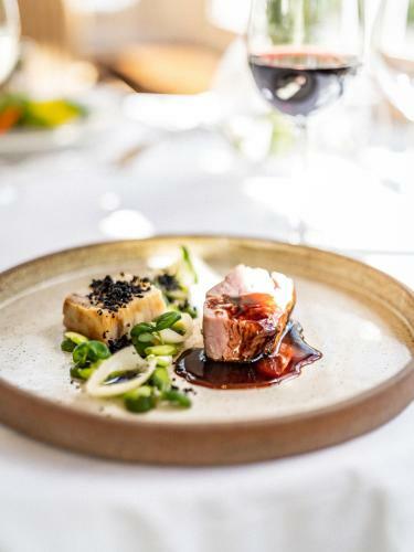 Rowton Hall Hotel And Spa