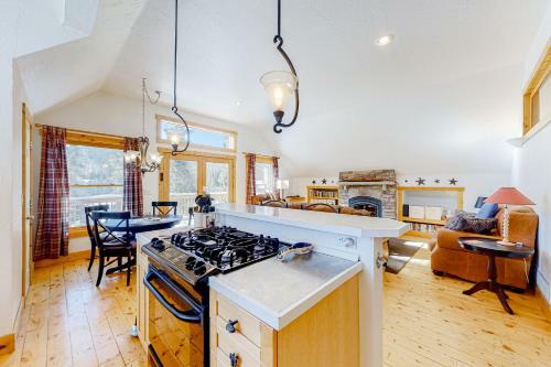 The Cabin At Moose Meadows