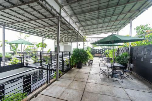 Hotel Umah Santi Depok