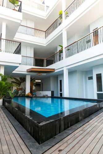 Coco & Pineapple Pants Hostel - Canggu, Bali