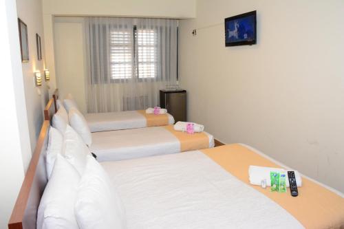 Hostal La Siesta Hotel