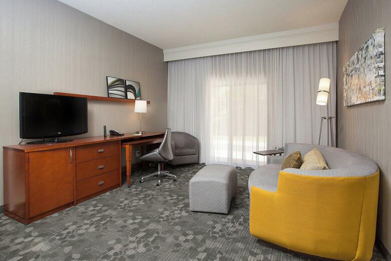 Hotel Courtyard By Marriott Boston Westborough