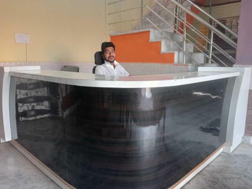 Hotel Oyo 88373 Radhey Radhey Atithi Bhawan