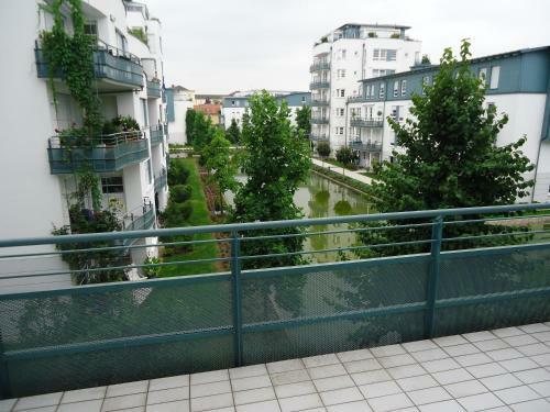 Btt Serviced Apartments